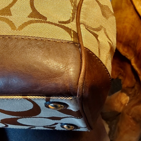 VINTAGE COACH HAMPTON SHOULDER BAG - Picture 11 of 12